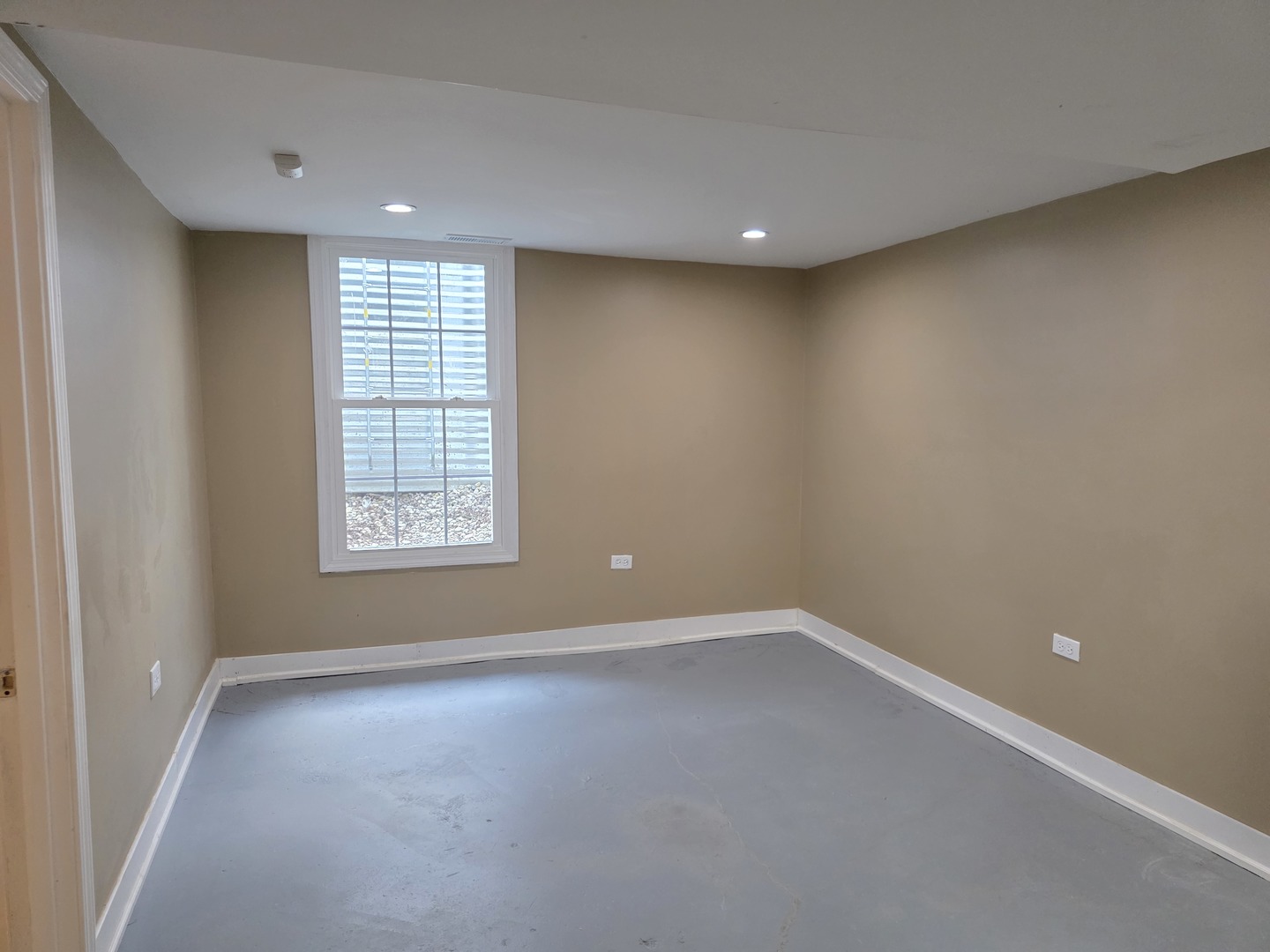 11410 W EDGEWOOD Road, Beach Park, IL 60087