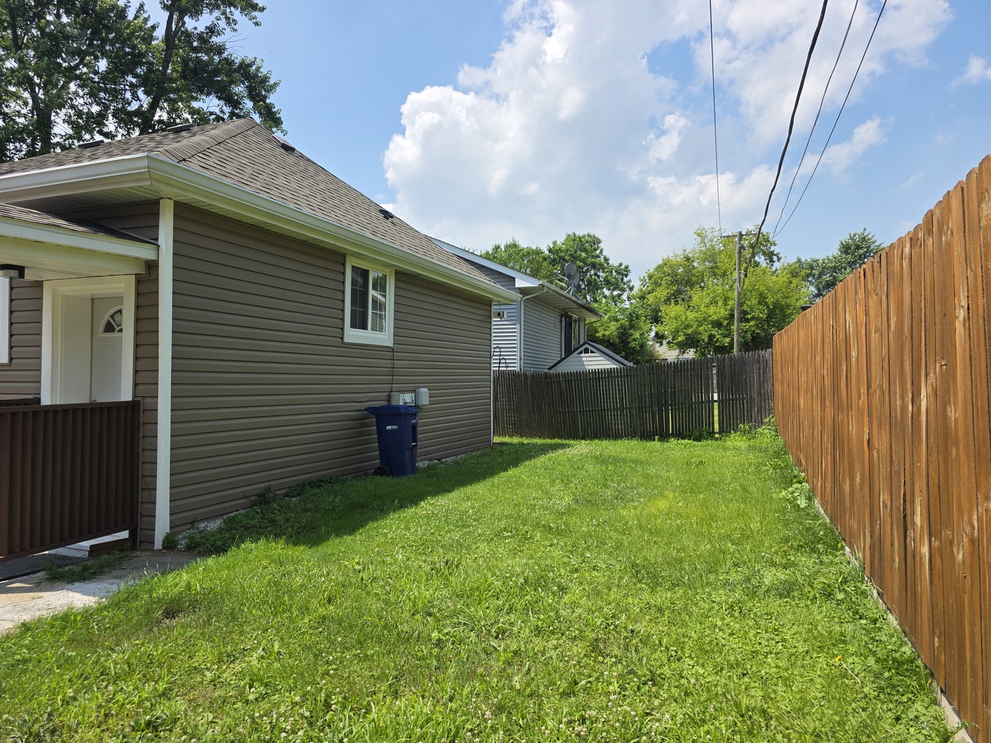 11410 W EDGEWOOD Road, Beach Park, IL 60087