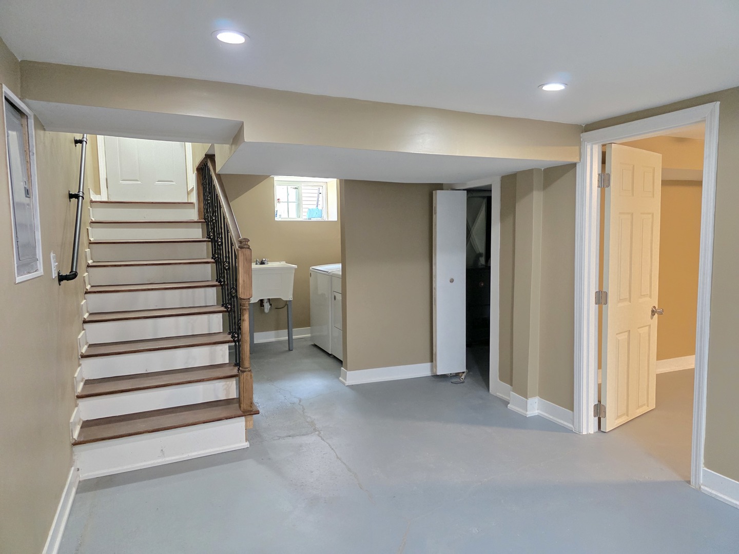 11410 W EDGEWOOD Road, Beach Park, IL 60087