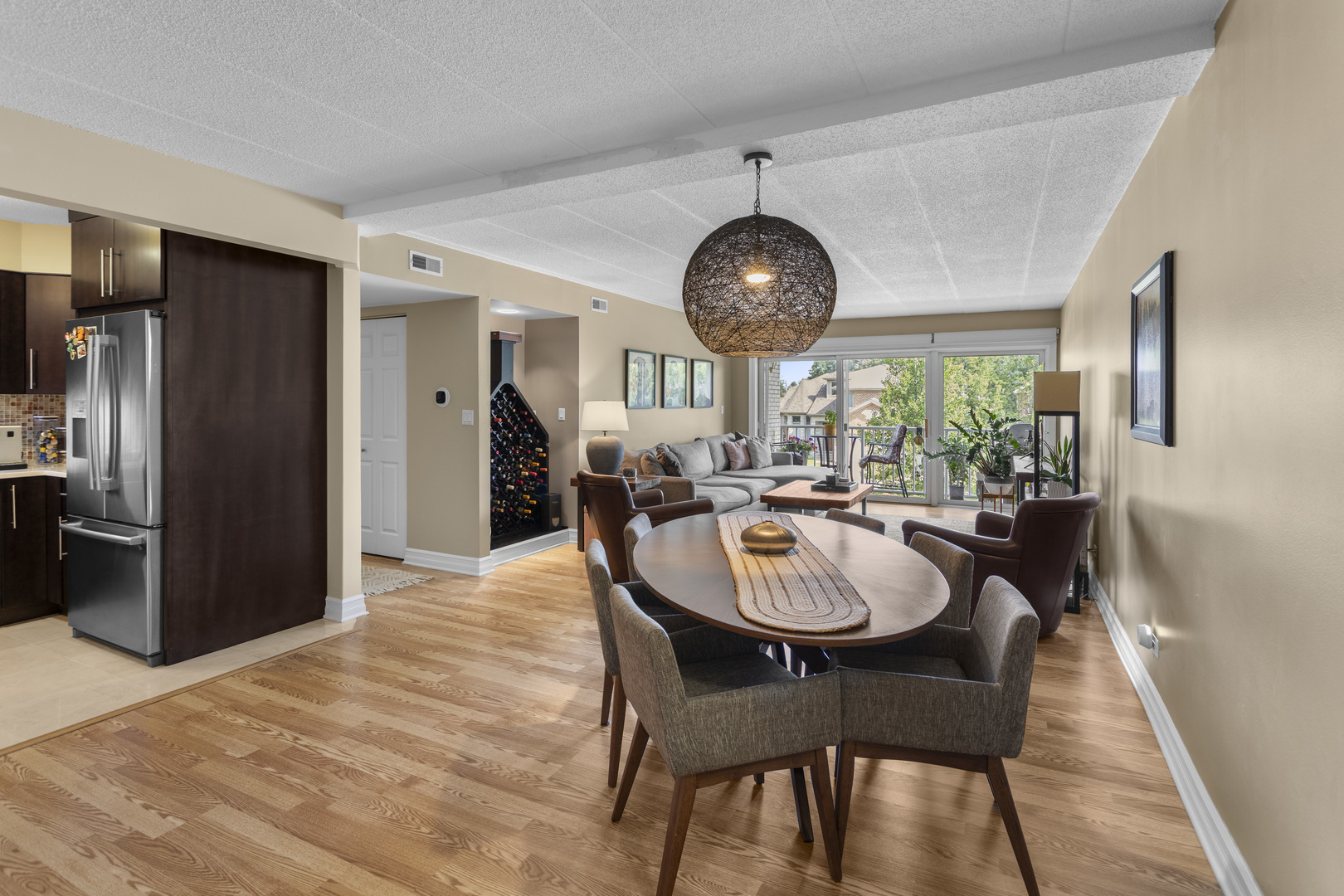 440 E MONTROSE Avenue #209, Wood Dale, IL 60191