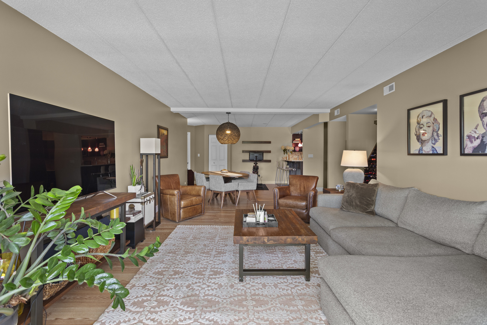 440 E MONTROSE Avenue #209, Wood Dale, IL 60191
