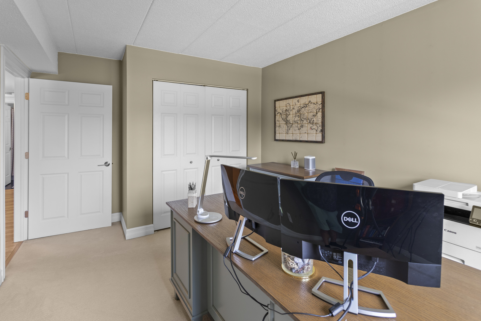440 E MONTROSE Avenue #209, Wood Dale, IL 60191