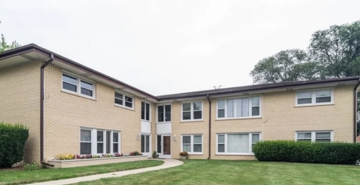 Arlington Heights, IL 60004