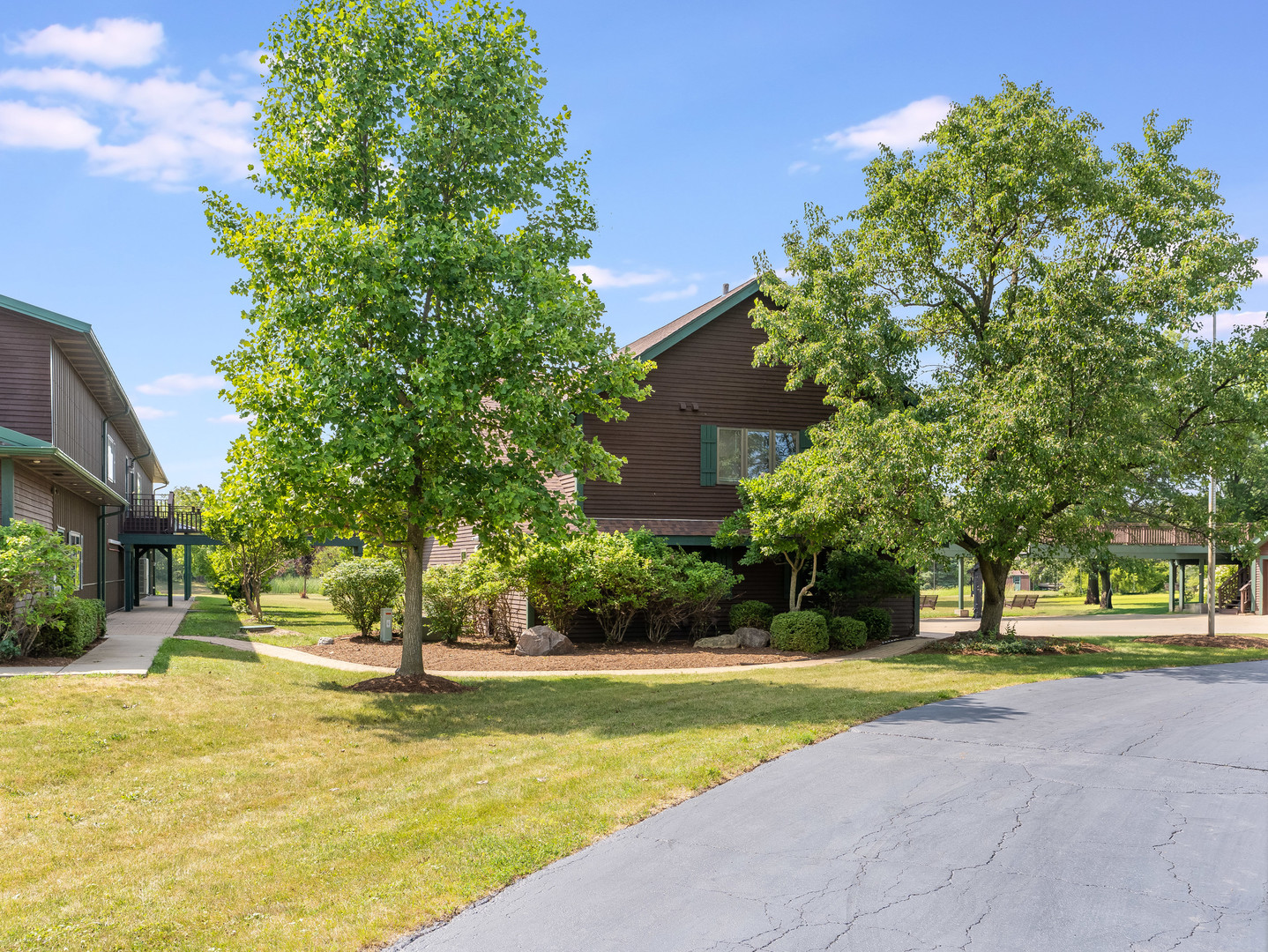 22660 S Harlem Avenue, Frankfort, IL 60423