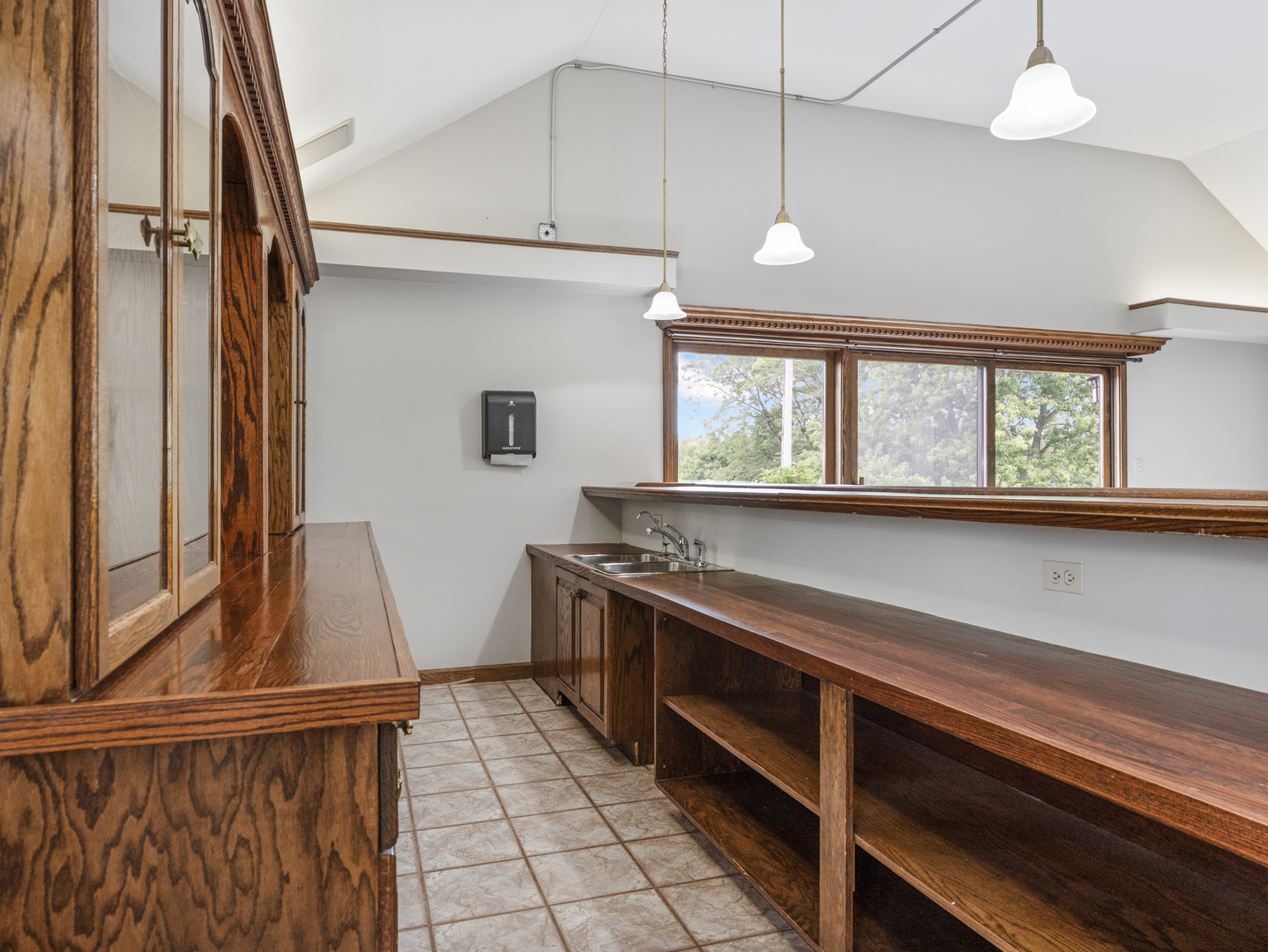 22660 S Harlem Avenue, Frankfort, IL 60423