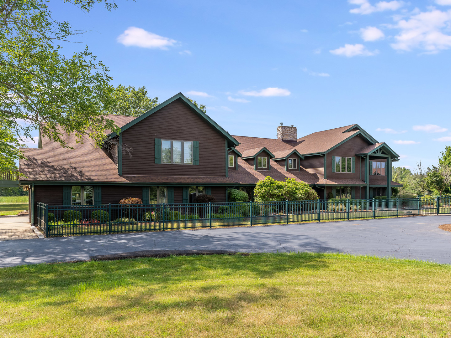 22660 S Harlem Avenue, Frankfort, IL 60423