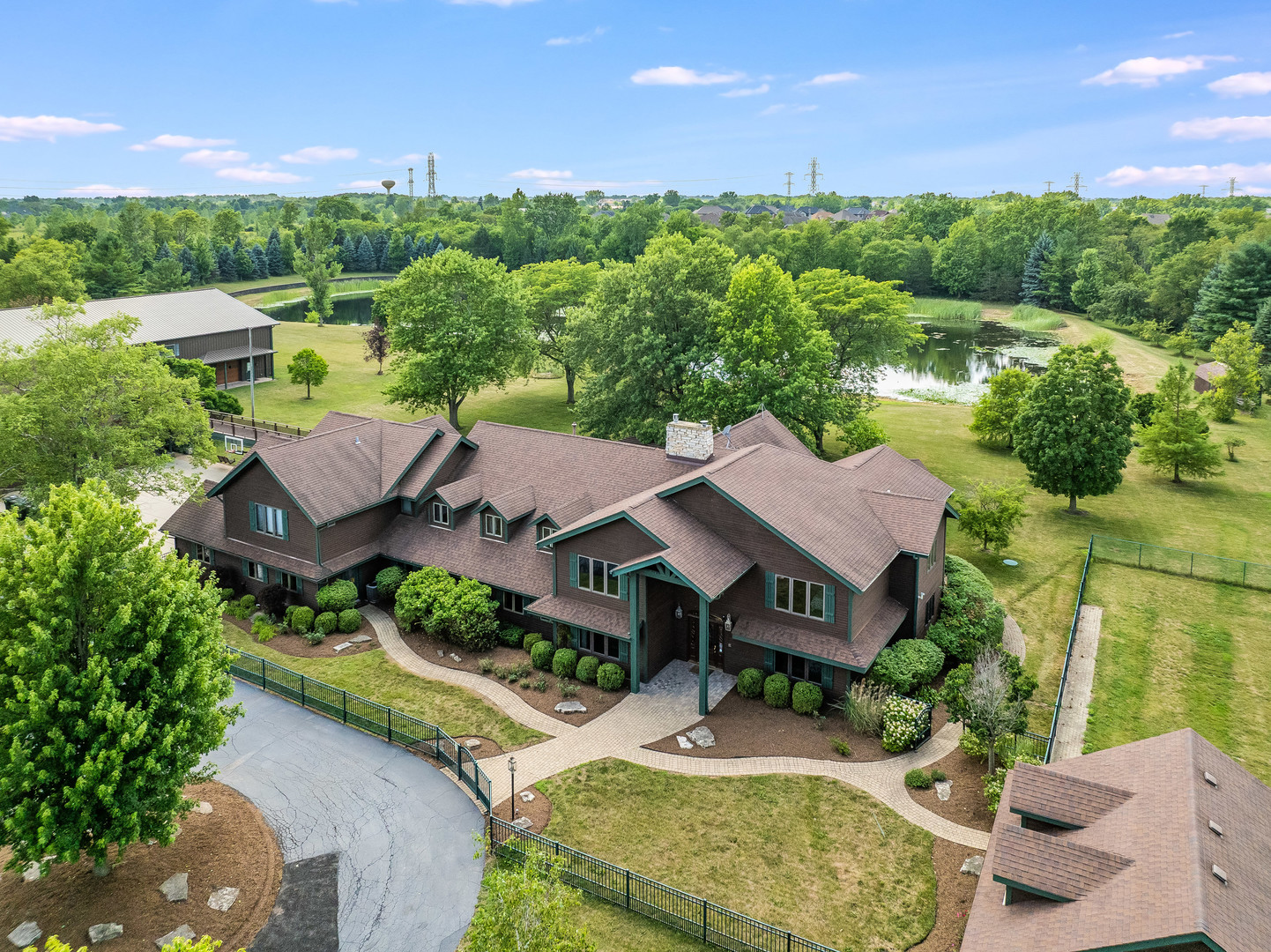 22660 S Harlem Avenue, Frankfort, IL 60423