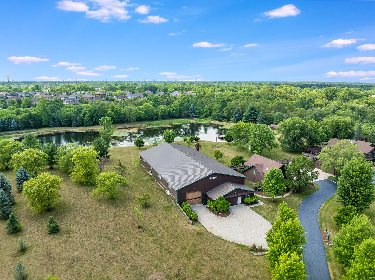 22660 S Harlem Avenue, Frankfort, IL 60423
