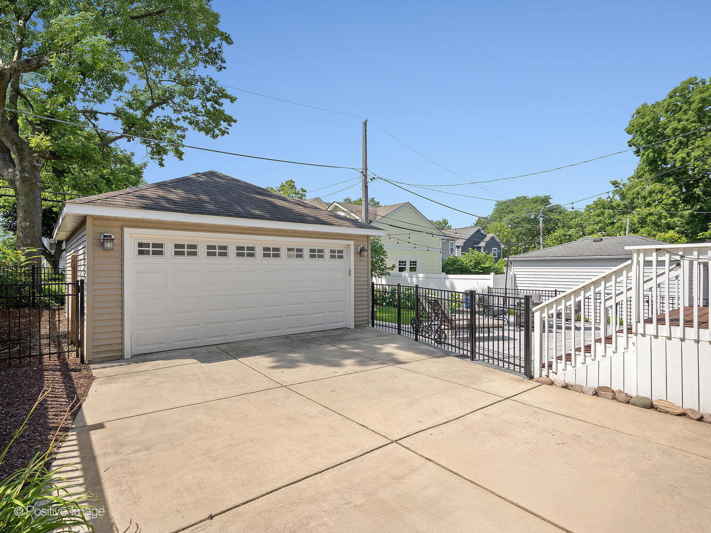 835 Birch Avenue, Downers Grove, IL 60515