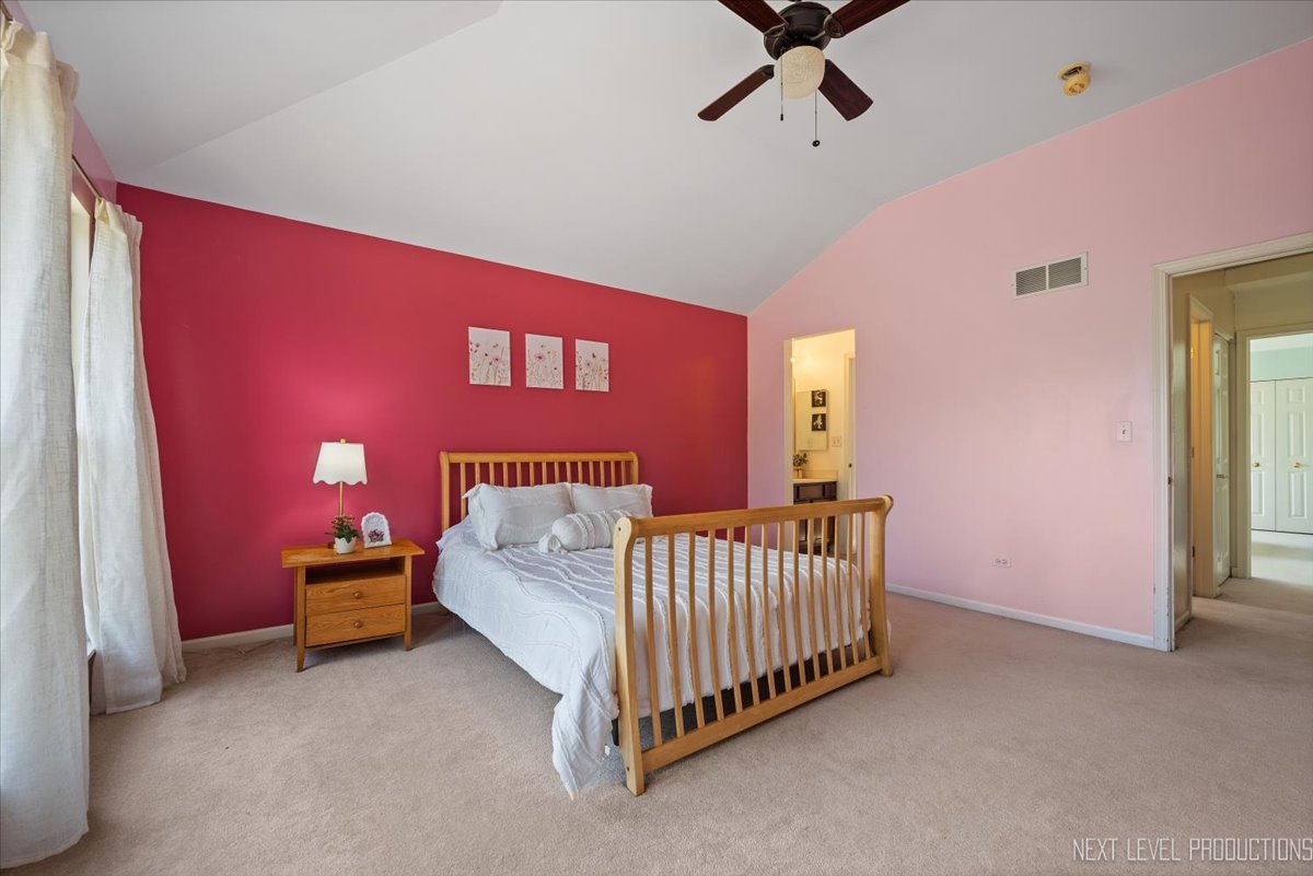 2198 Kemmerer Lane, Bolingbrook, IL 60490