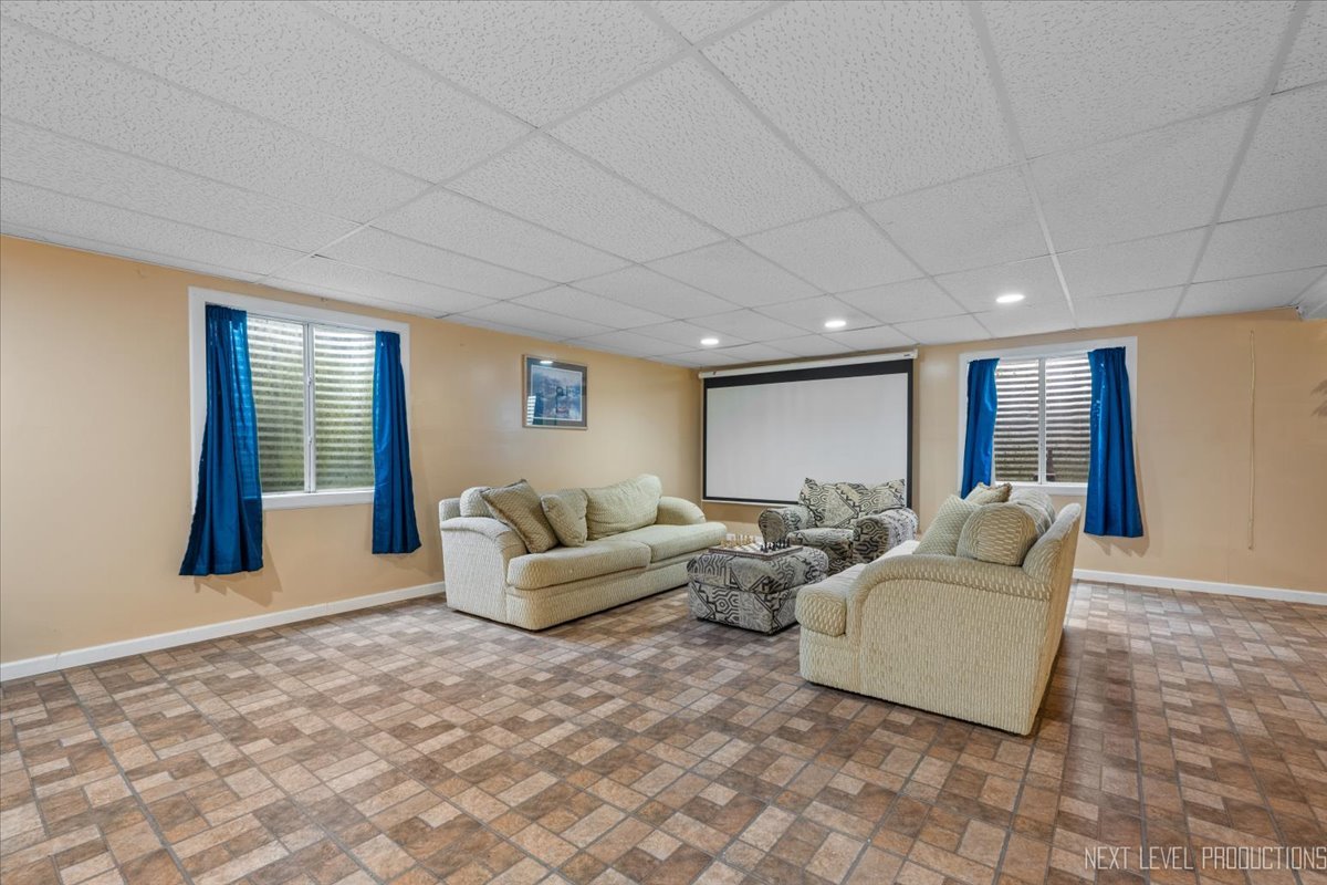 2198 Kemmerer Lane, Bolingbrook, IL 60490