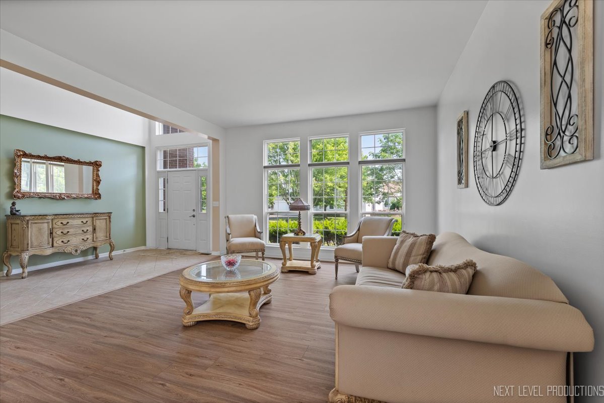 2198 Kemmerer Lane, Bolingbrook, IL 60490