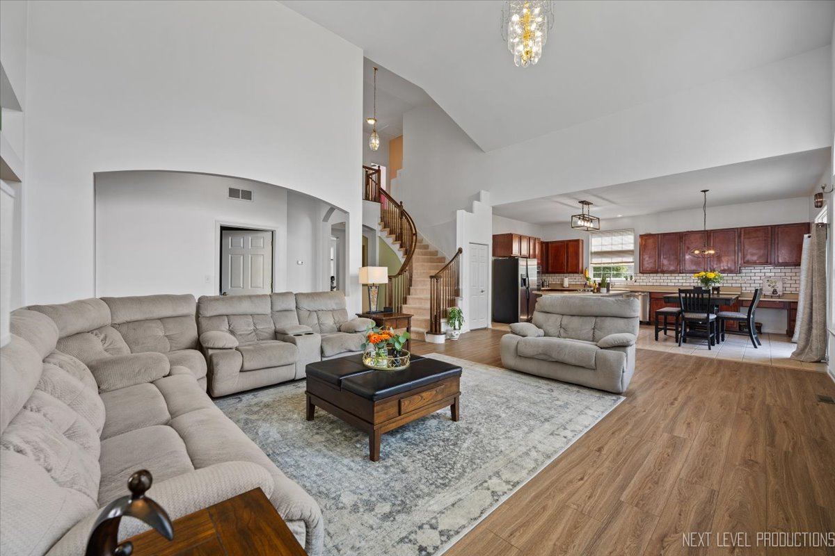 2198 Kemmerer Lane, Bolingbrook, IL 60490