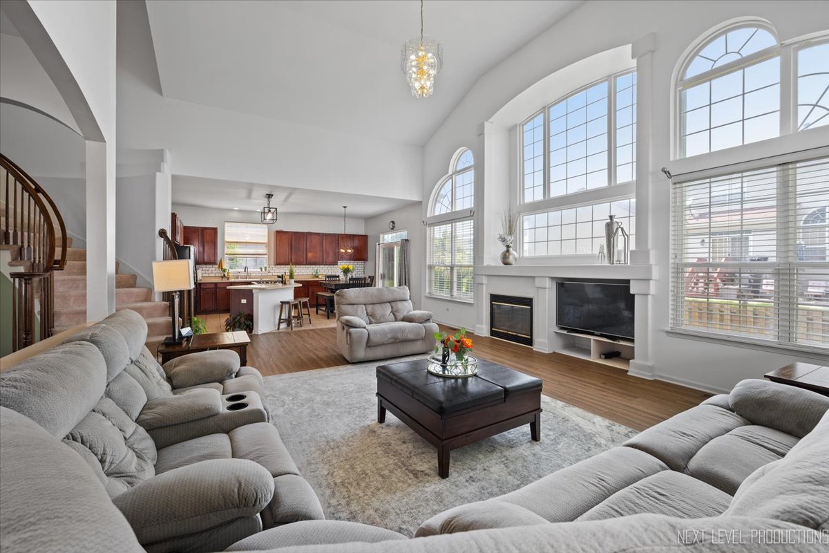 2198 Kemmerer Lane, Bolingbrook, IL 60490