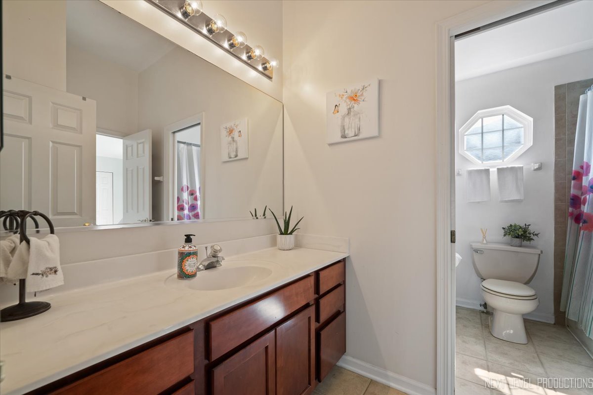 2198 Kemmerer Lane, Bolingbrook, IL 60490