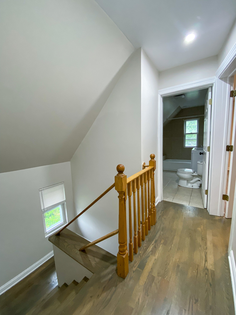 8933 S Halsted Street, Chicago, IL 60620