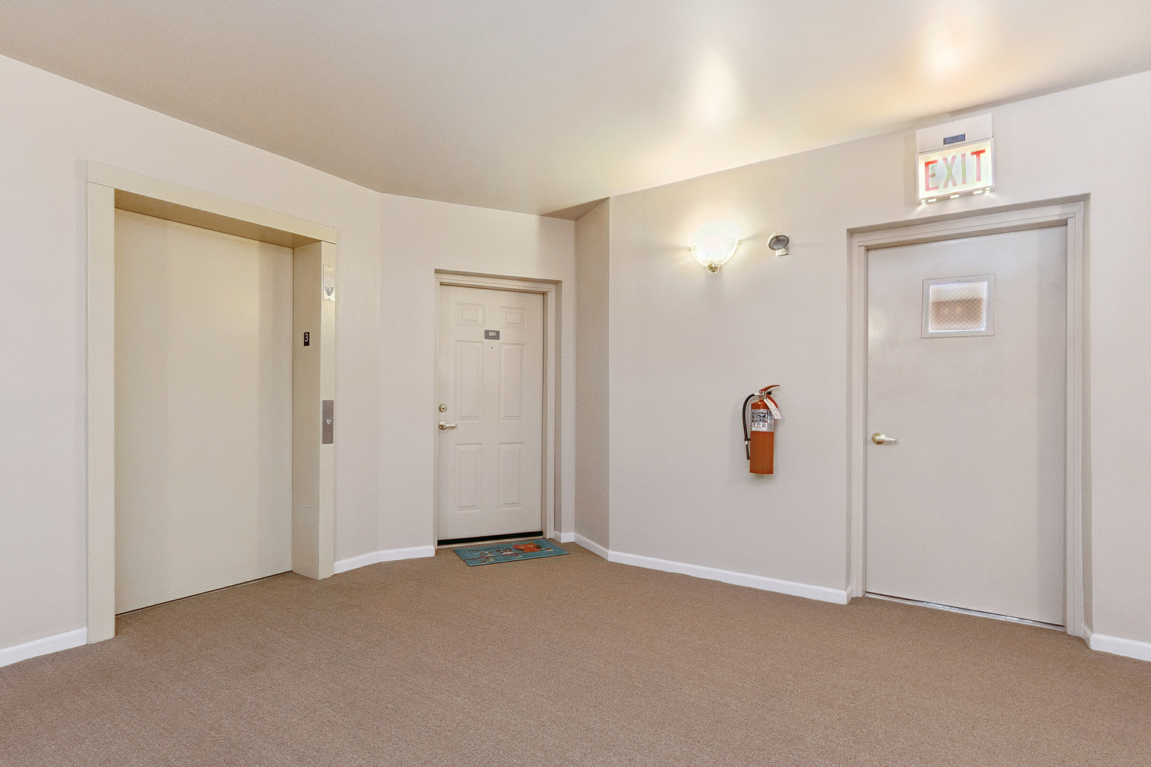 5311 W Mint Julip Drive #301, Alsip, IL 60803