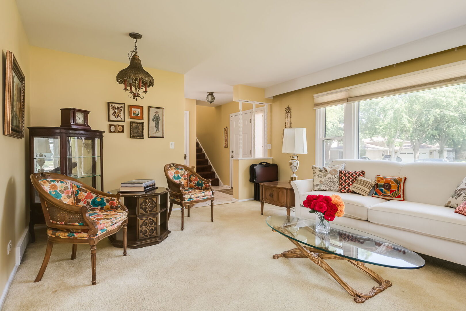 856 S Stratford Avenue, Elmhurst, IL 60126