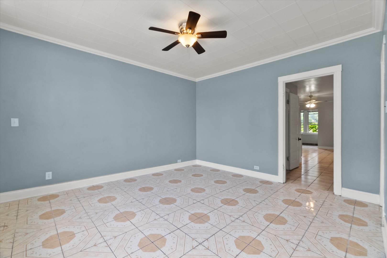 3029 W 39th Place #2, Chicago, IL 60632