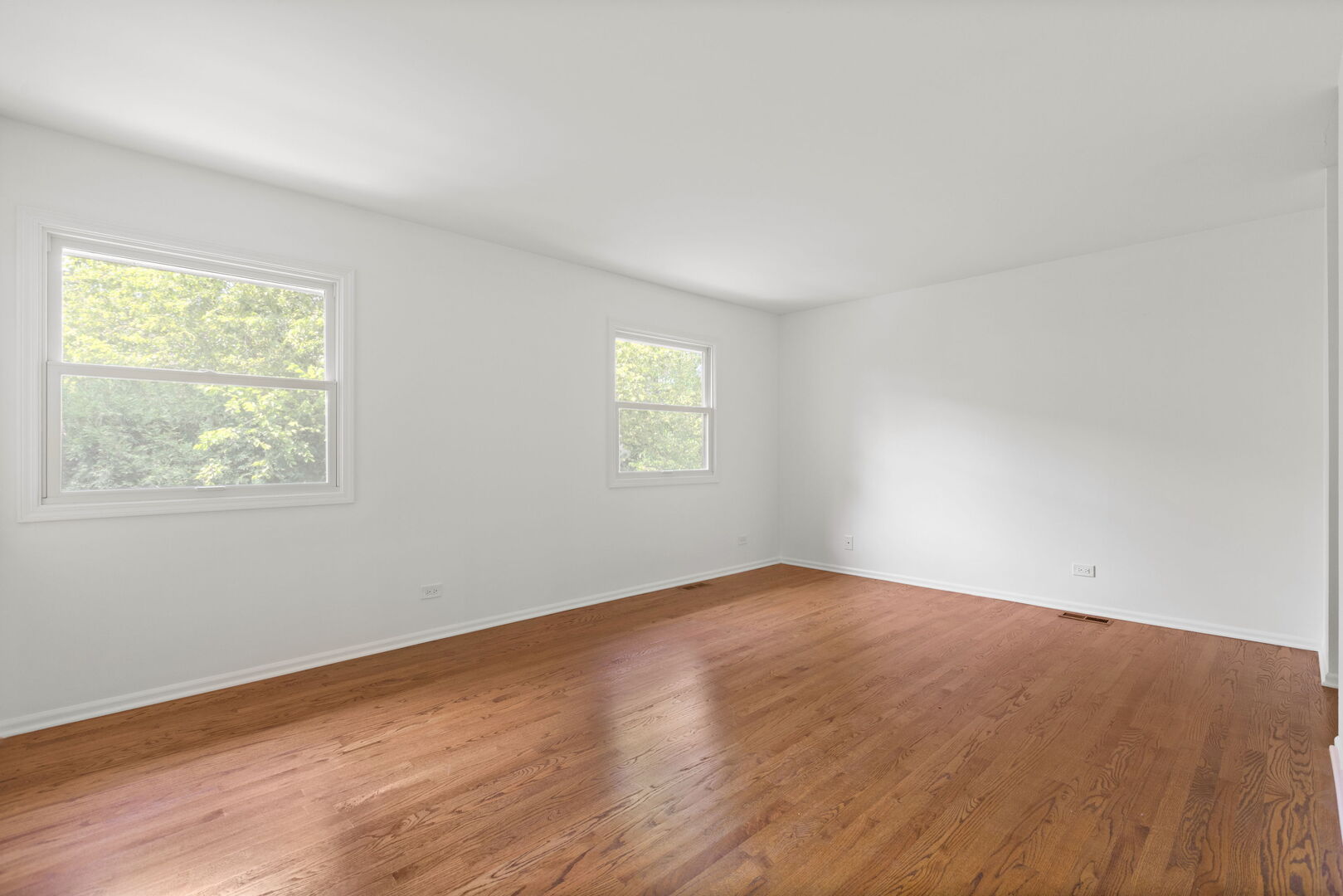 234 W Grant Village Street, Hinsdale, IL 60521