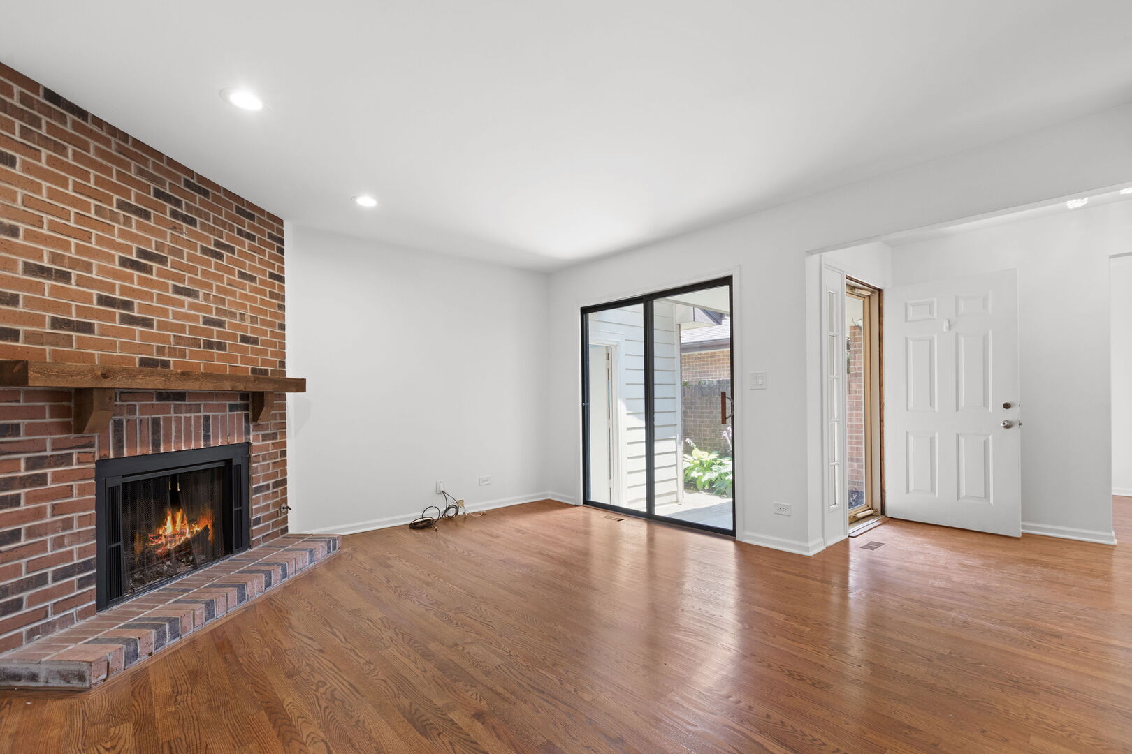 234 W Grant Village Street, Hinsdale, IL 60521