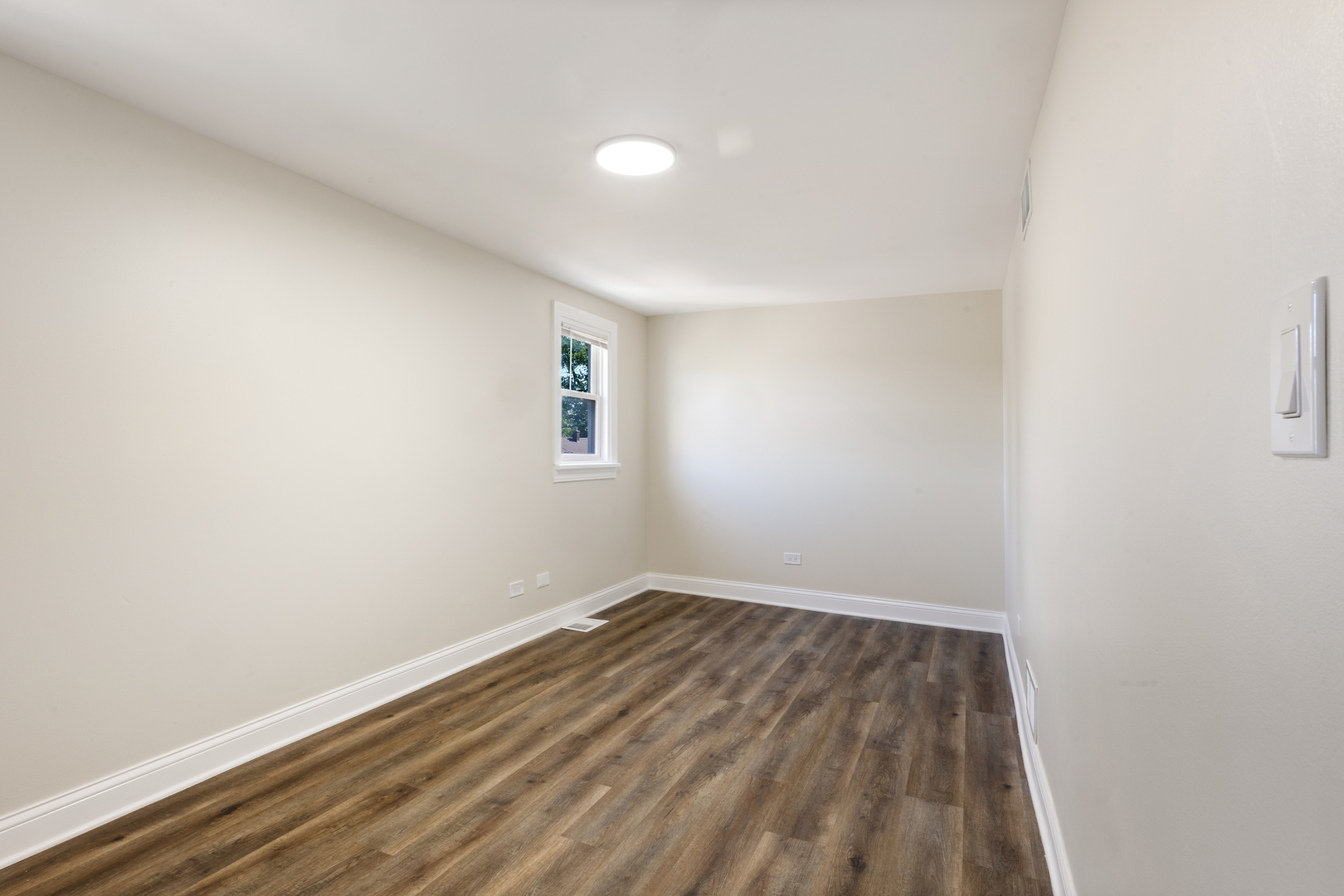 665 Wentworth Avenue, Calumet City, IL 60409