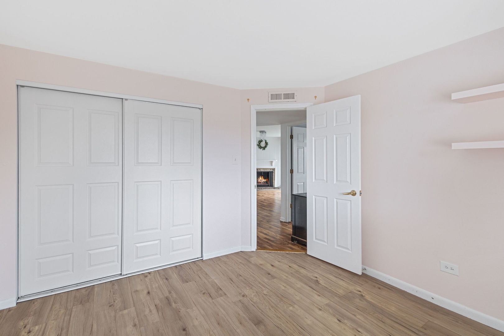 11102 S 84th Avenue #3B, Palos Hills, IL 60465
