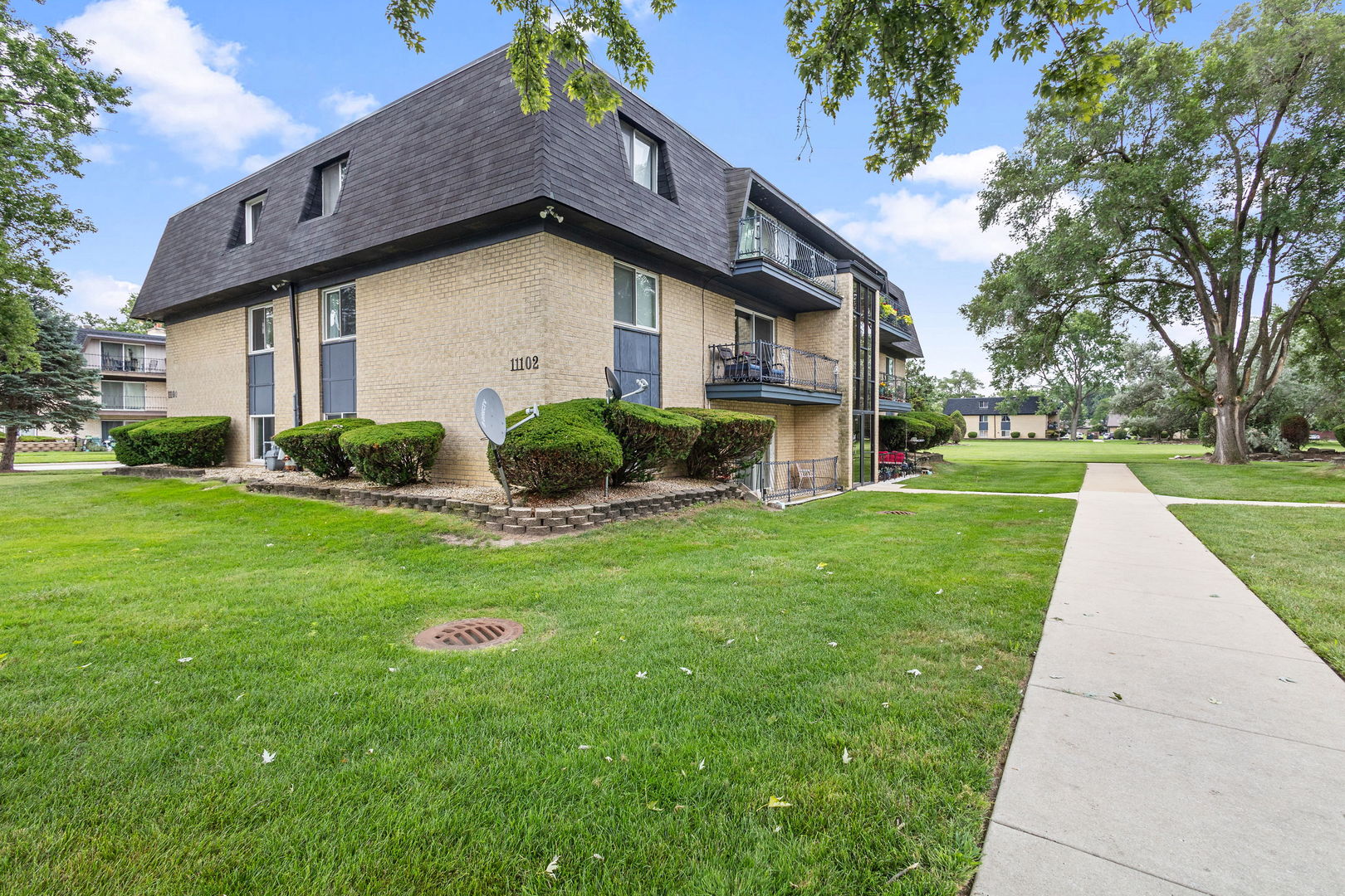 11102 S 84th Avenue #3B, Palos Hills, IL 60465