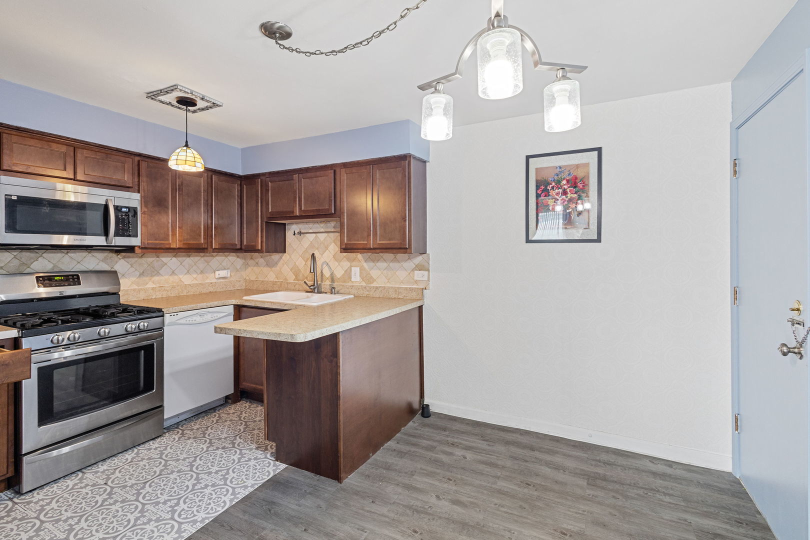11102 S 84th Avenue #3B, Palos Hills, IL 60465