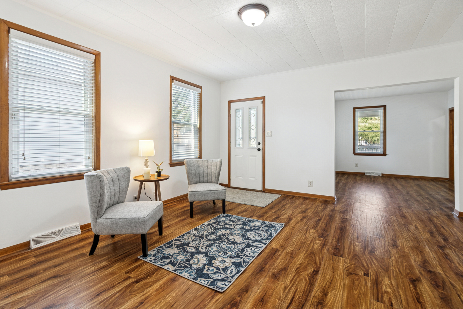 392 W Exchange Street, Crete, IL 60417