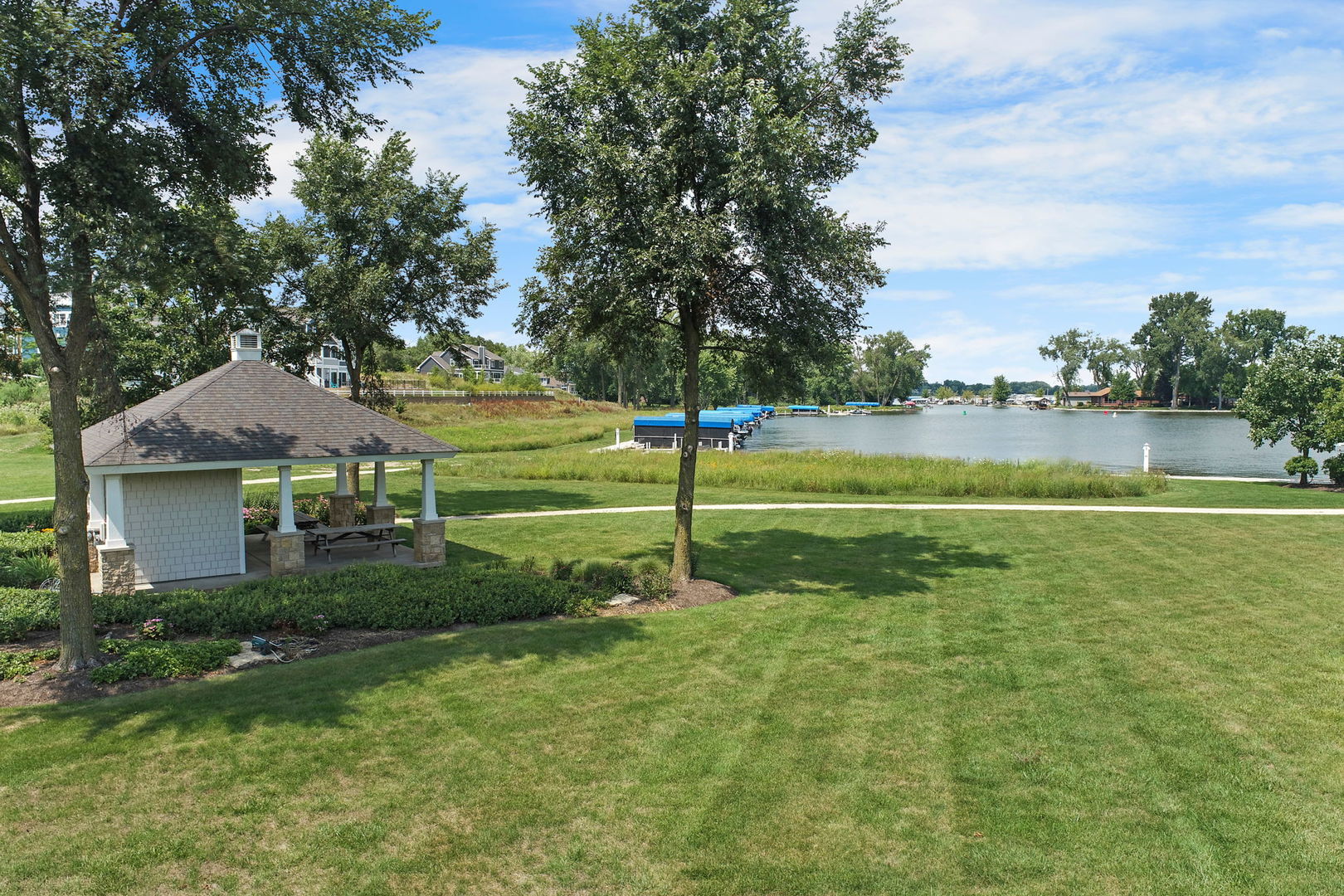 40590 N North Newport Drive, Antioch, IL 60002