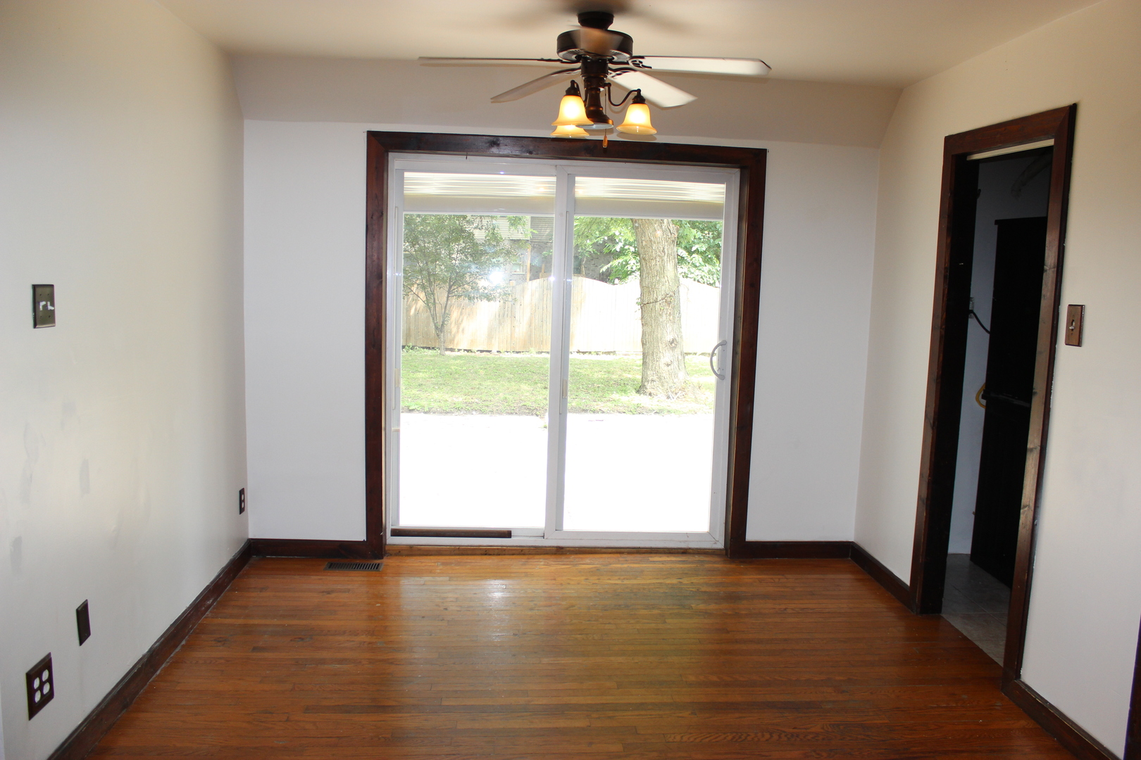 4733 W 141st Street, Crestwood, IL 60418