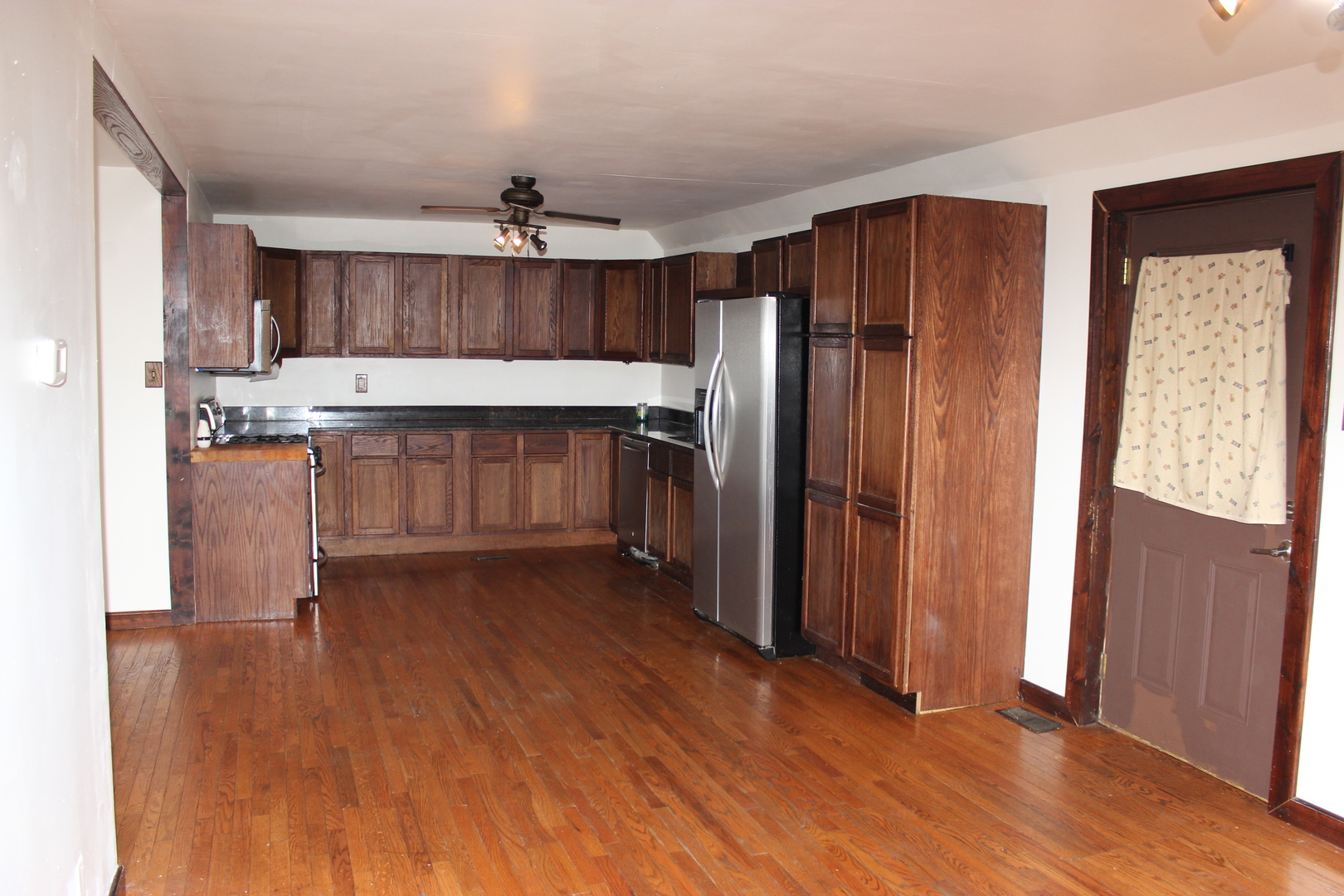 4733 W 141st Street, Crestwood, IL 60418
