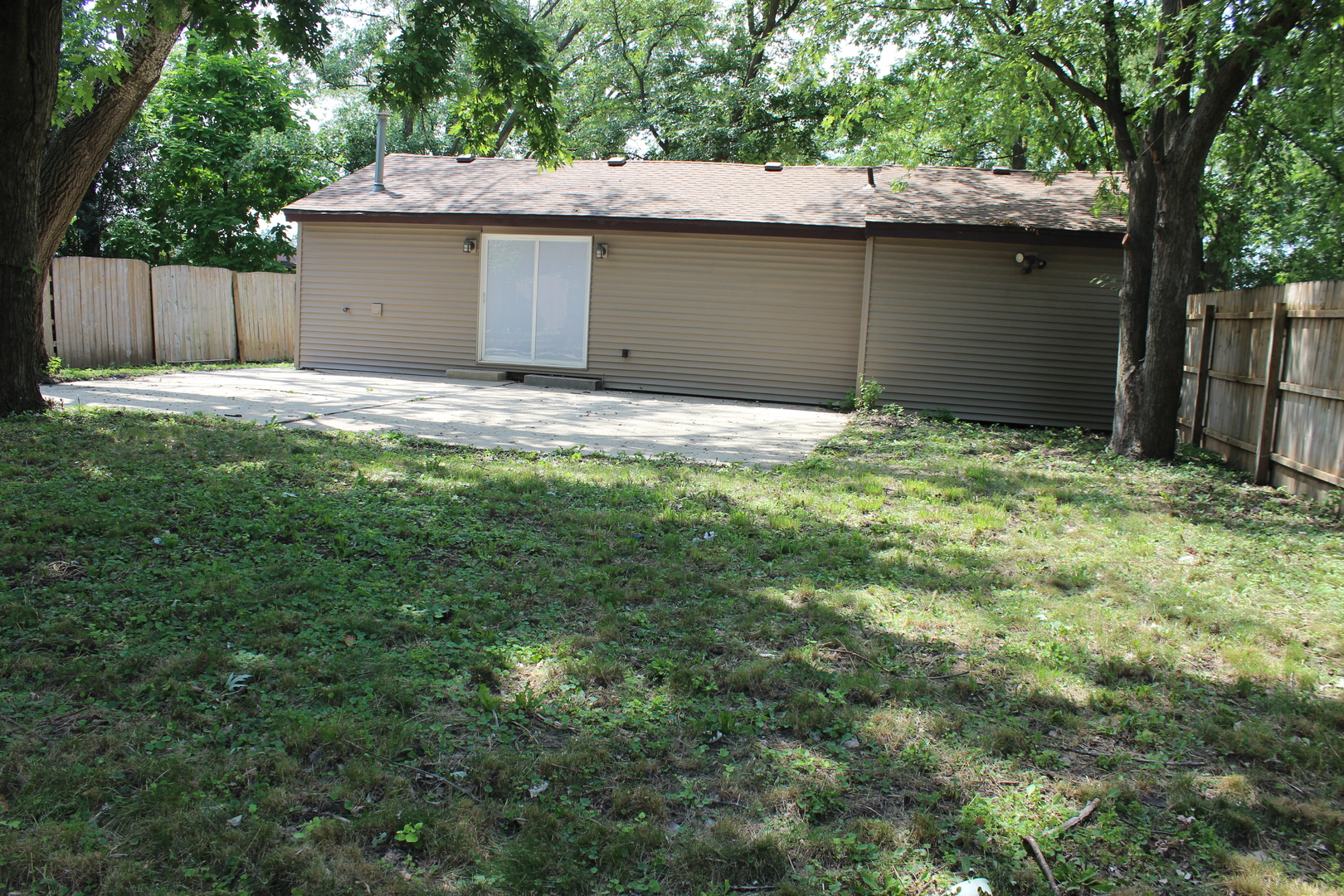 4733 W 141st Street, Crestwood, IL 60418