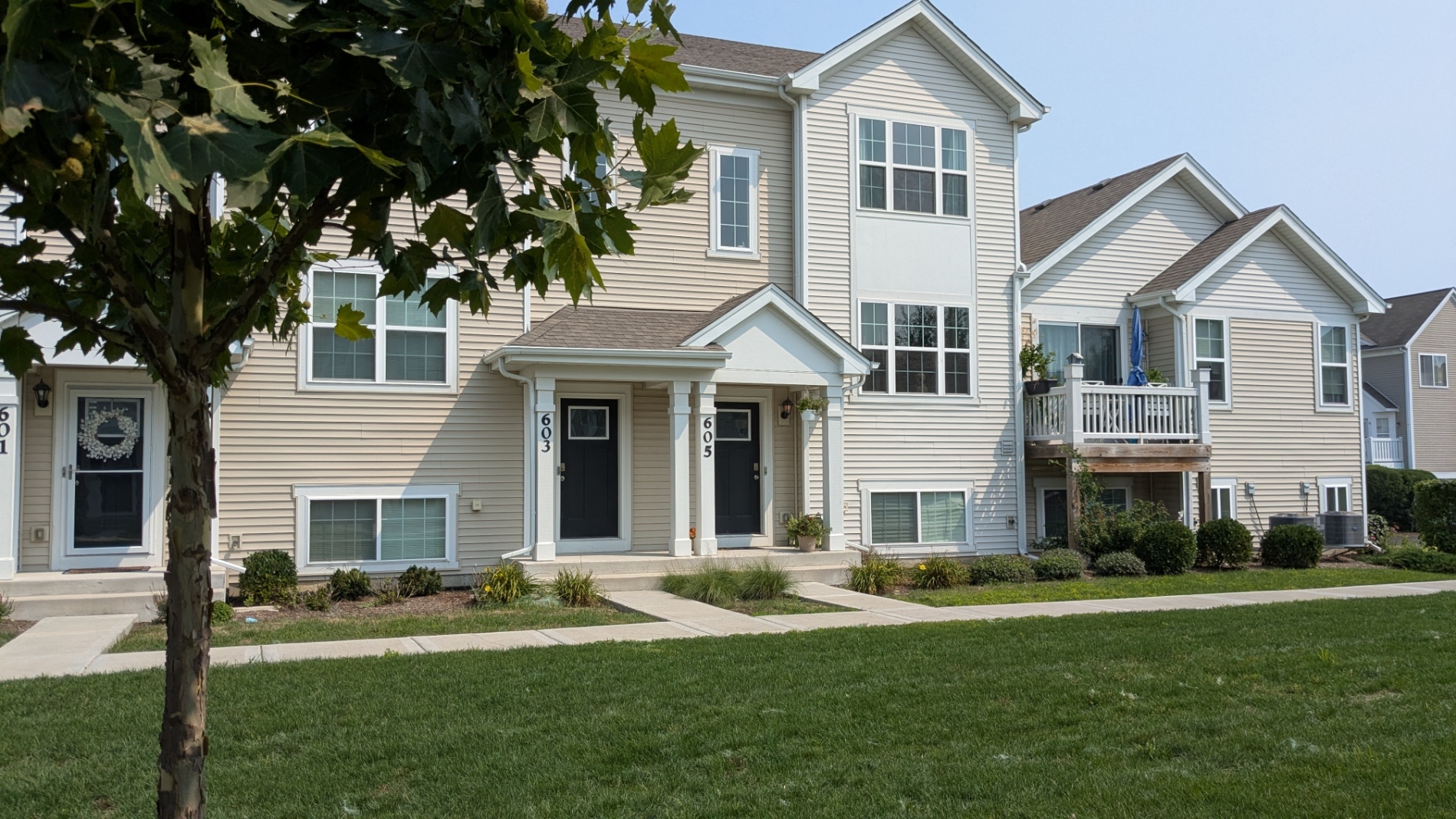 605 Berry Ridge Drive, Joliet, IL 60431
