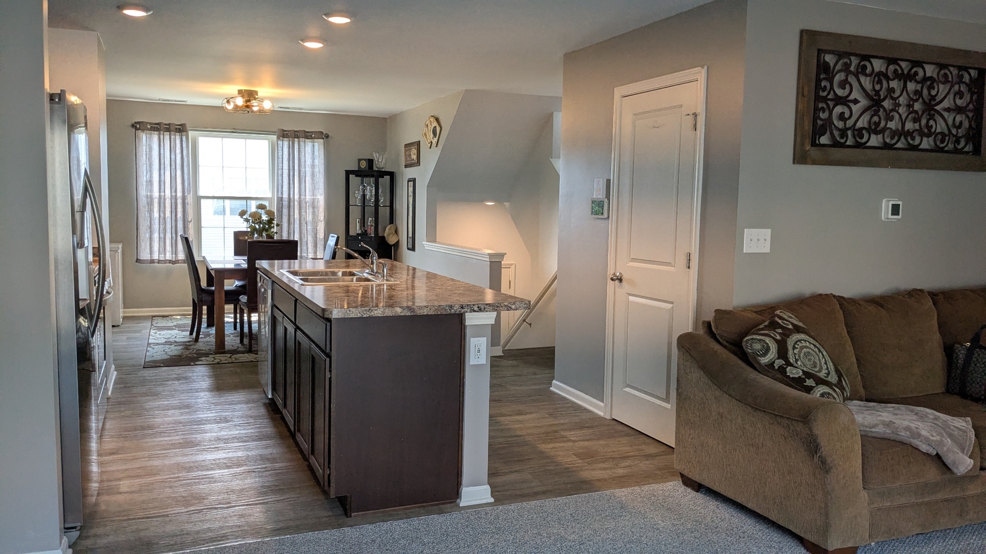 605 Berry Ridge Drive, Joliet, IL 60431