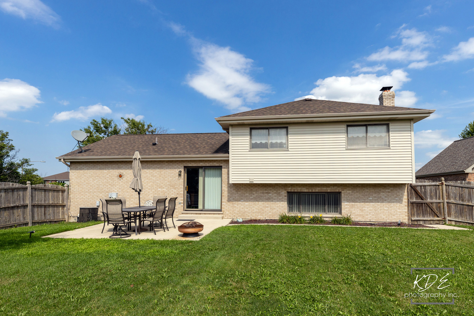 701 Bishops Gate Drive, New Lenox, IL 60451