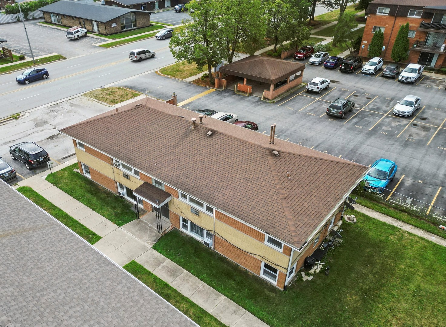 18514 Torrence Avenue, Lansing, IL 60438