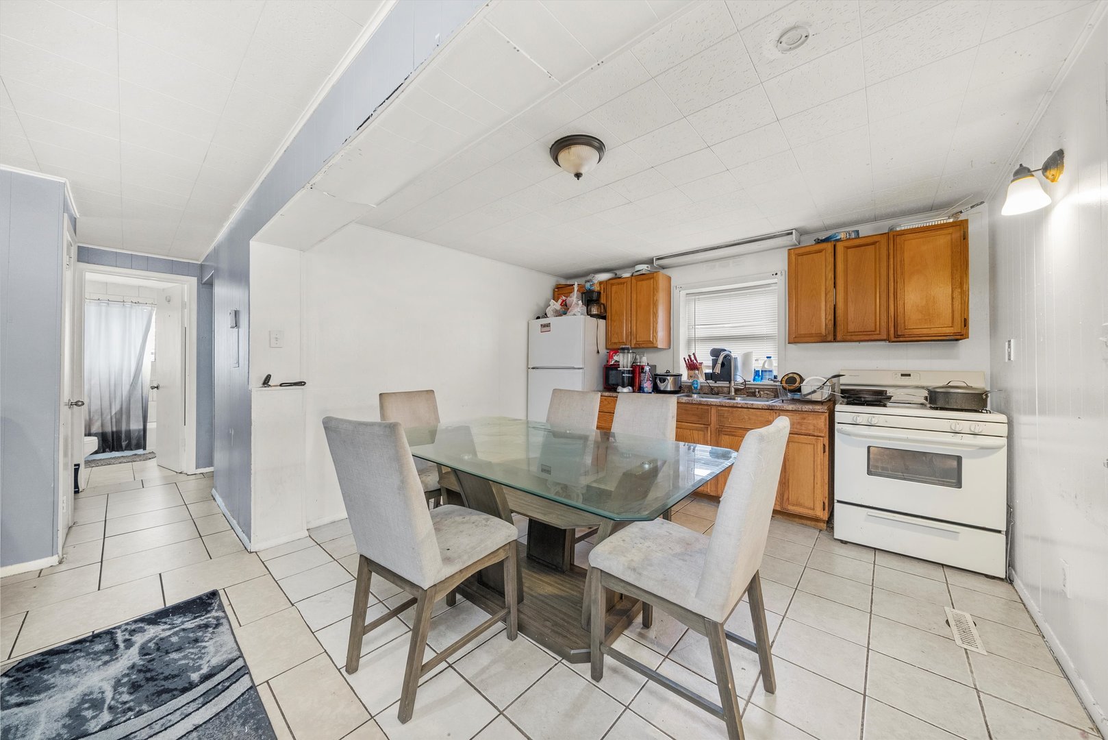 18514 Torrence Avenue, Lansing, IL 60438