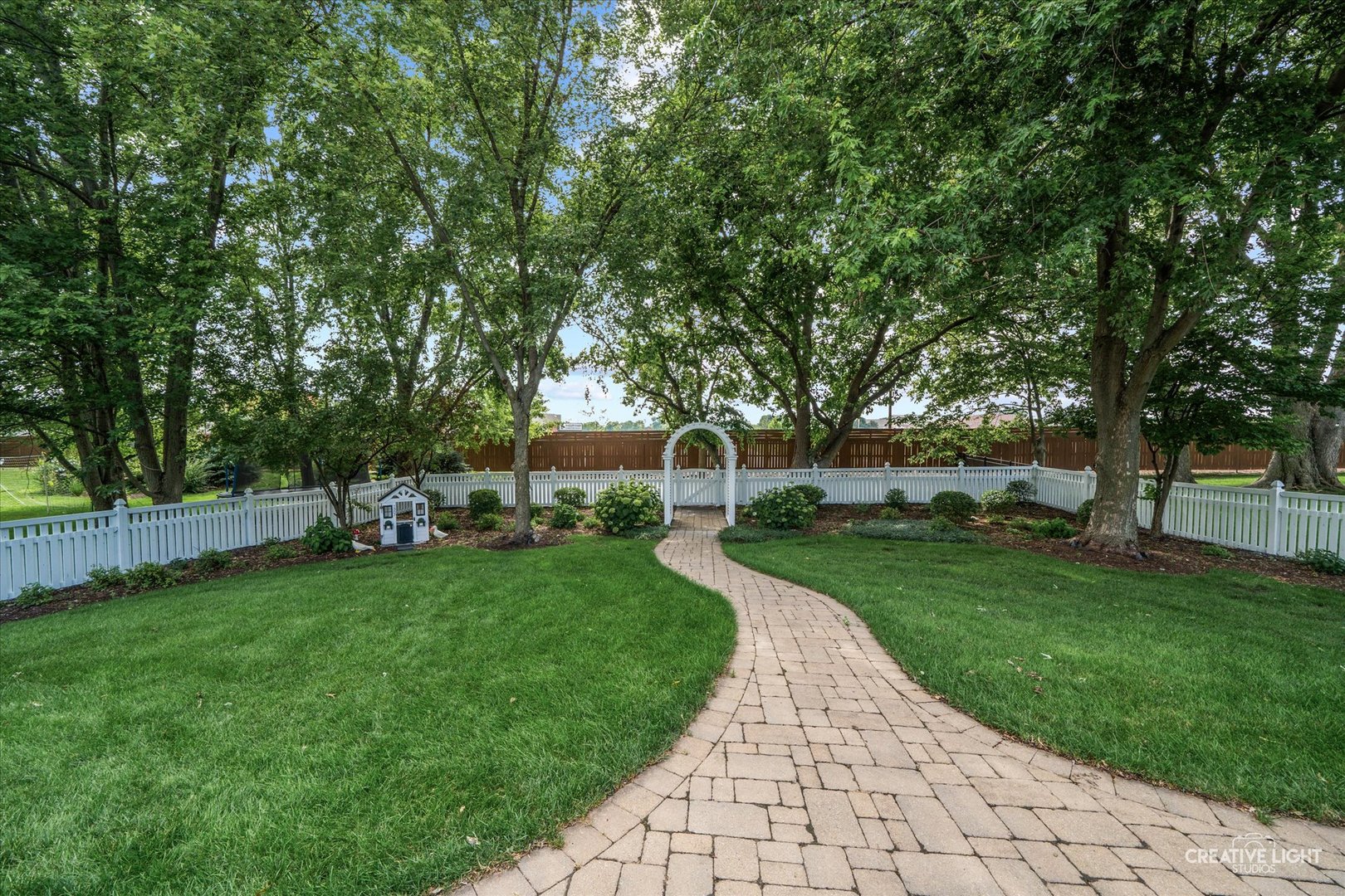 15300 S Lincolnway Circle, Plainfield, IL 60544