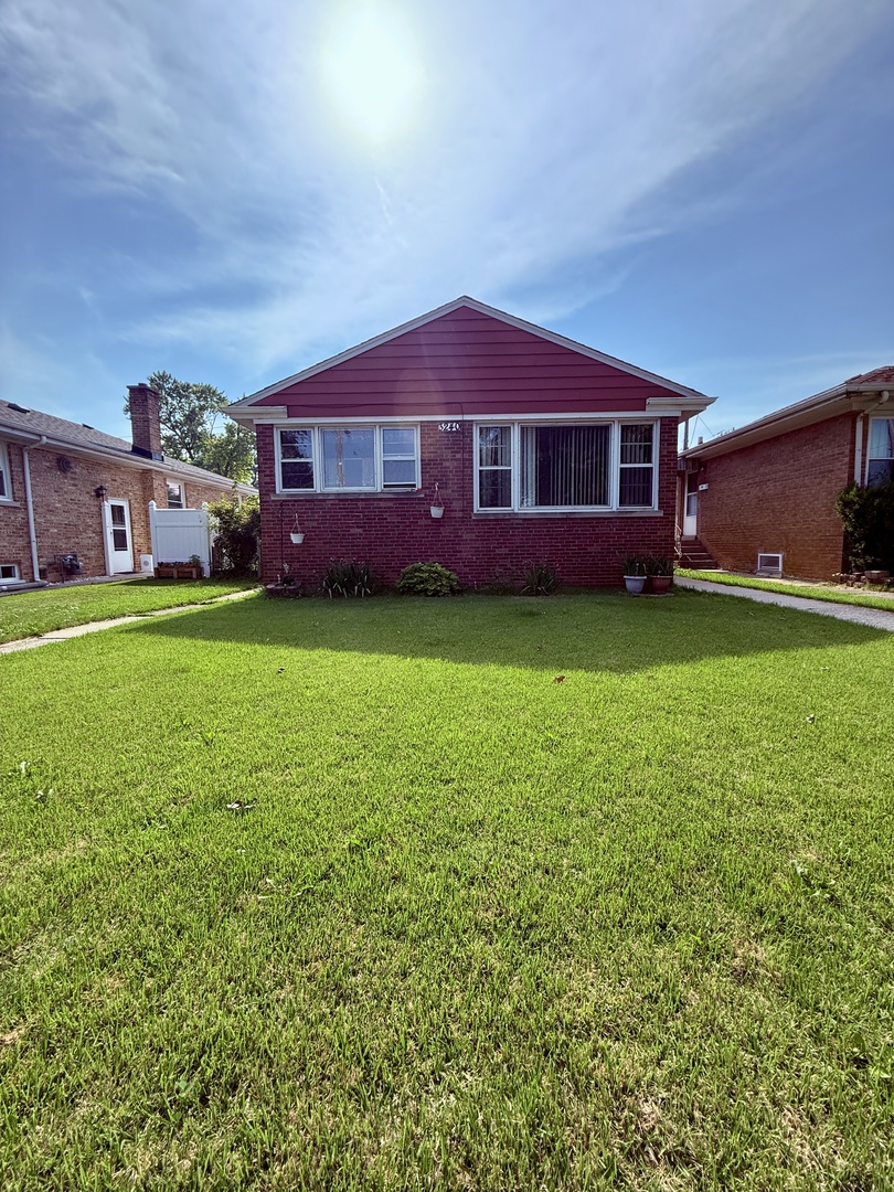 3240 Ernst Street, Franklin Park, IL 60131