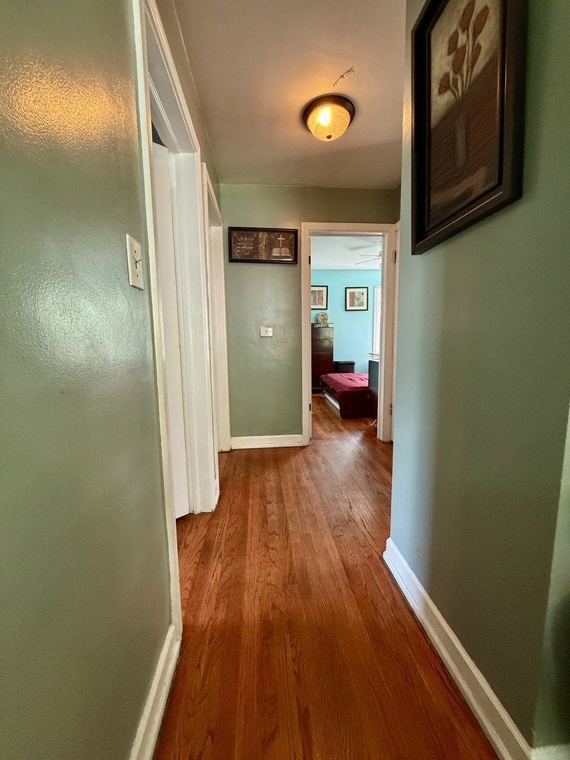 3240 Ernst Street, Franklin Park, IL 60131