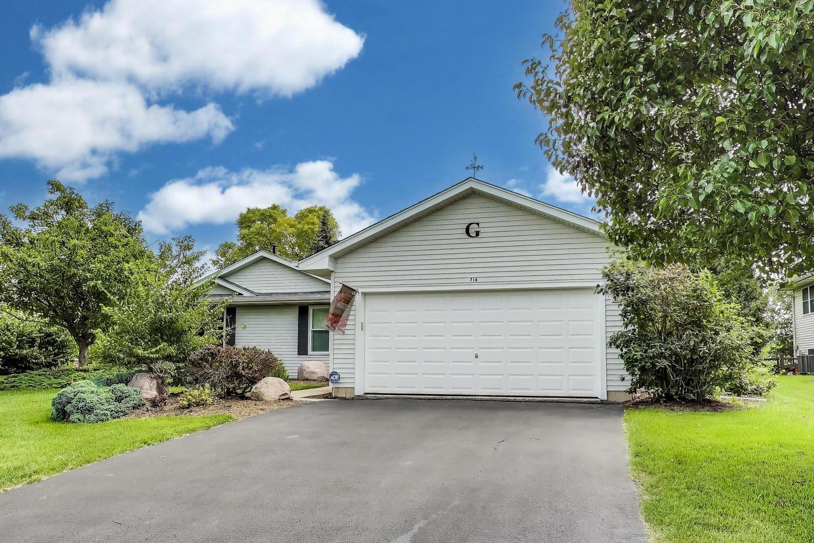714 Whitmore Trail, McHenry, IL 60050