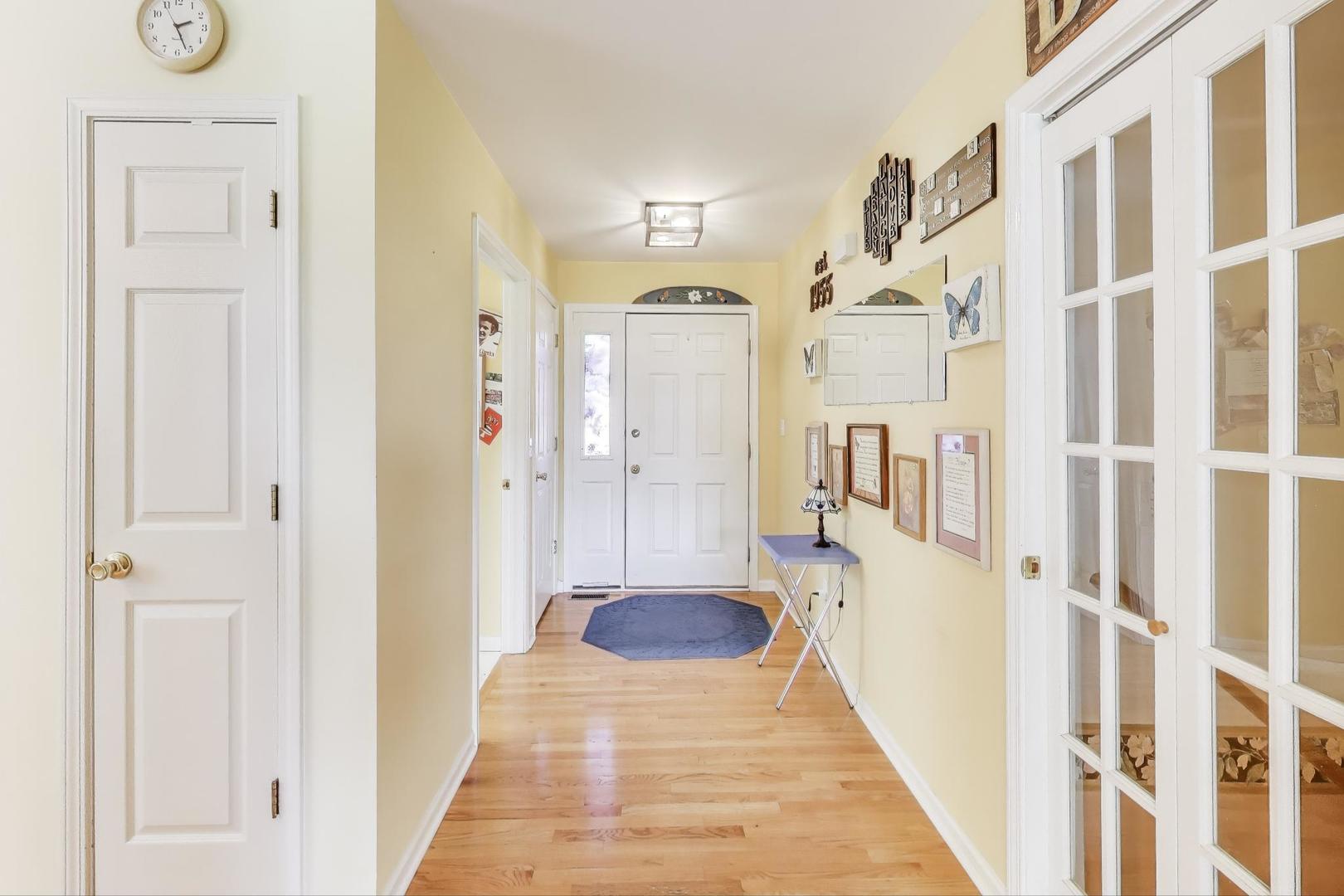 714 Whitmore Trail, McHenry, IL 60050