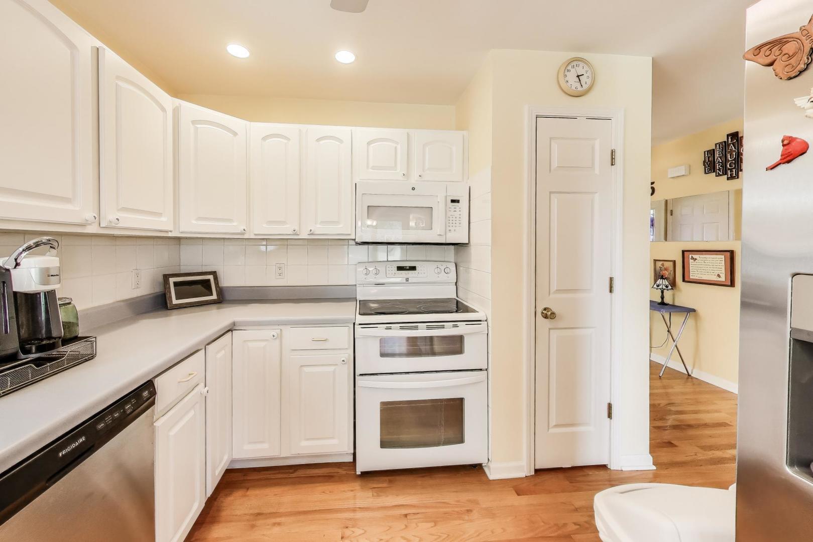 714 Whitmore Trail, McHenry, IL 60050