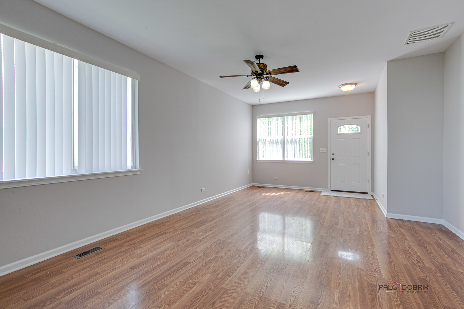 1794 S Fallbrook Drive, Round Lake, IL 60073