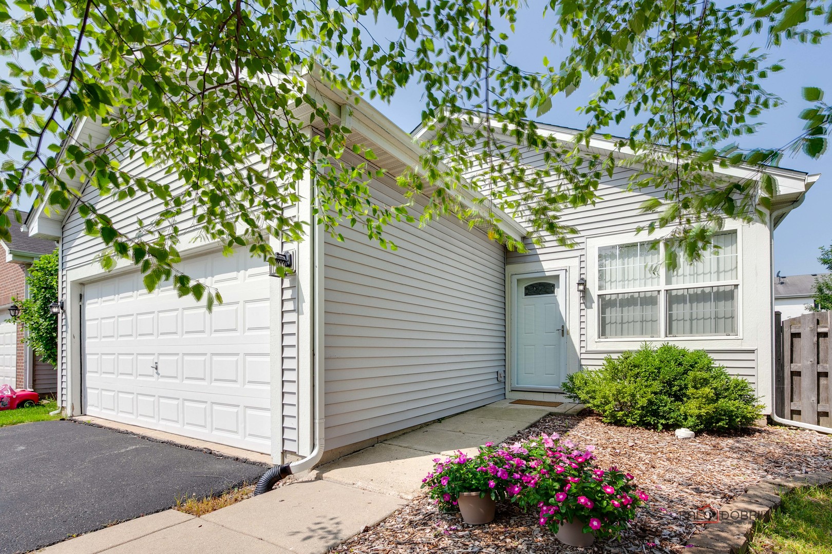 1794 S Fallbrook Drive, Round Lake, IL 60073