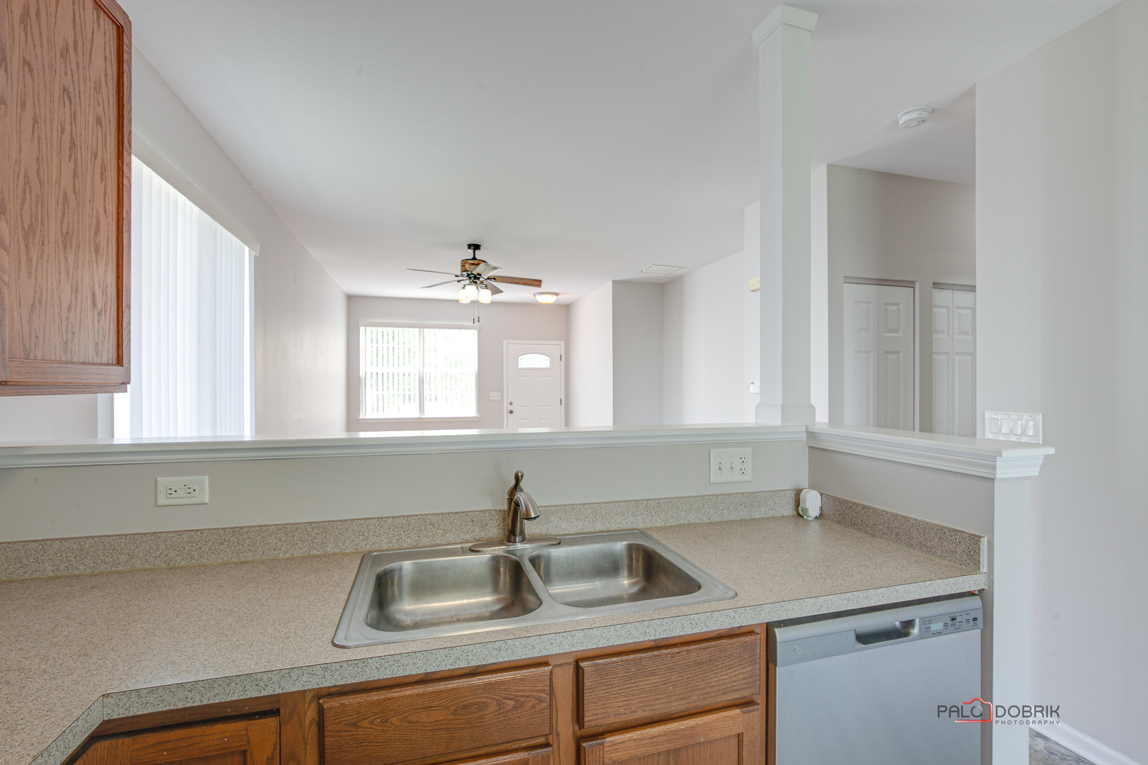 1794 S Fallbrook Drive, Round Lake, IL 60073