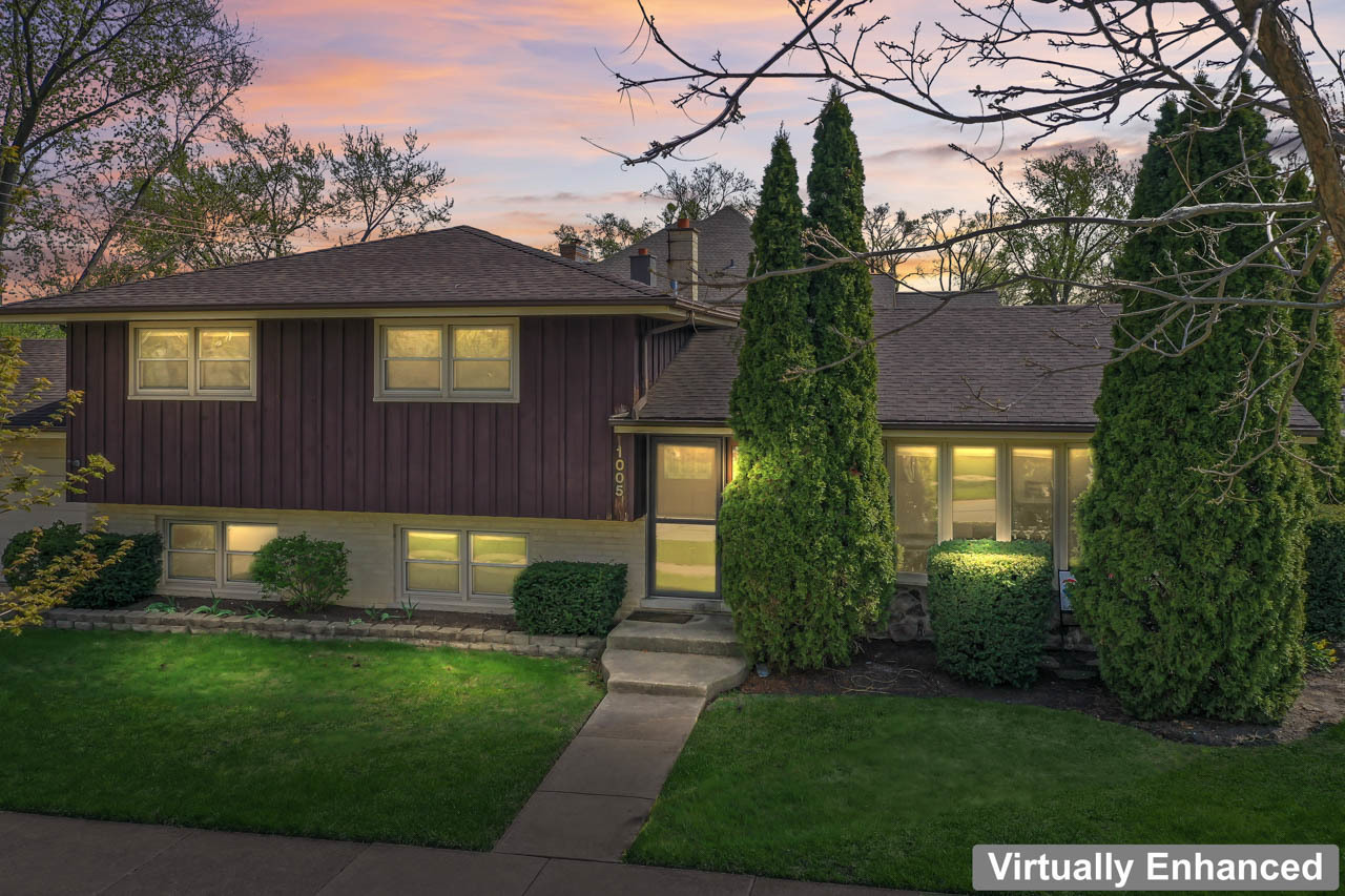 1005 E Orchard Street, Arlington Heights, IL 60005