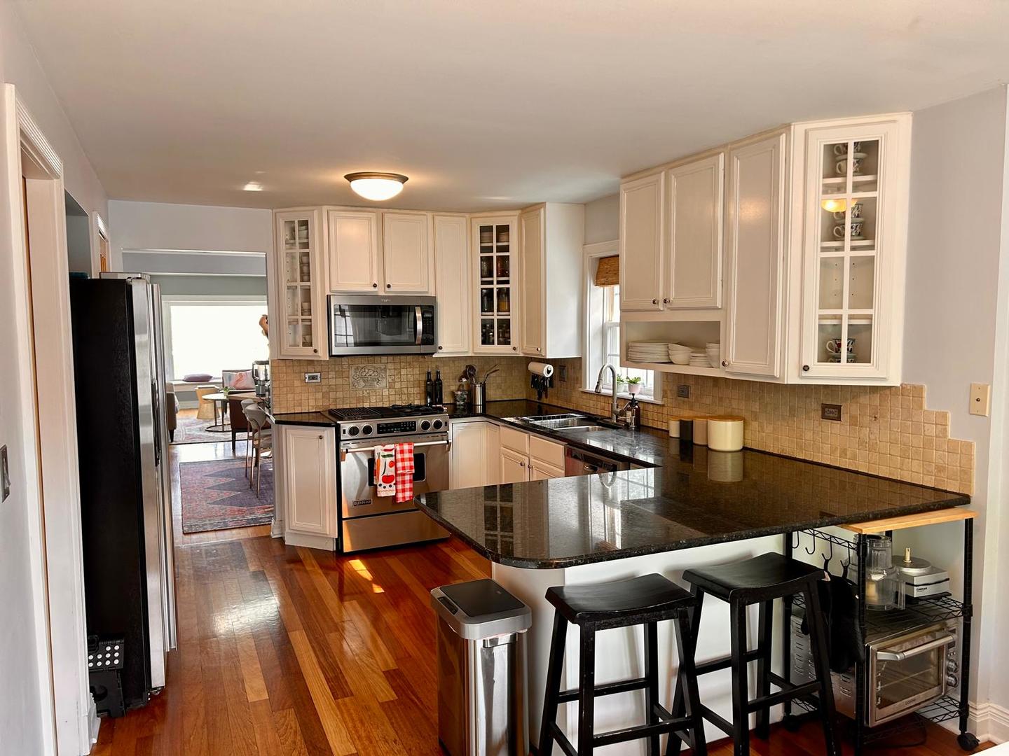 550 W Gladys Avenue, Elmhurst, IL 60126